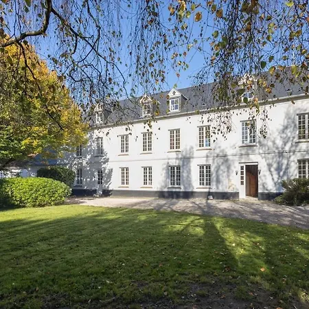 Logis Cosy Avec Piscine 圣若斯